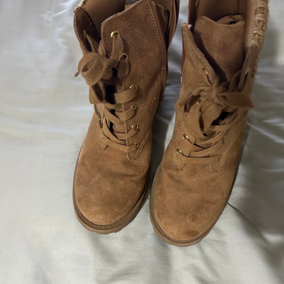 ...meToo RHYME Boots size 6.5 - Picture 5 of 6